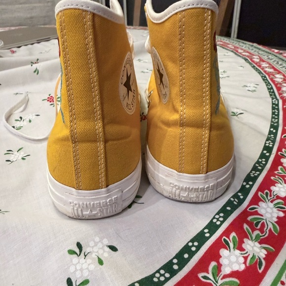 Converse Mustard High-Top Sneakers, women’s 8.5 WIDE - Picture 4 of 7